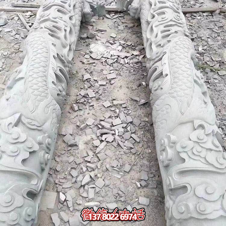大型石雕龍柱，點(diǎn)綴園林景觀
