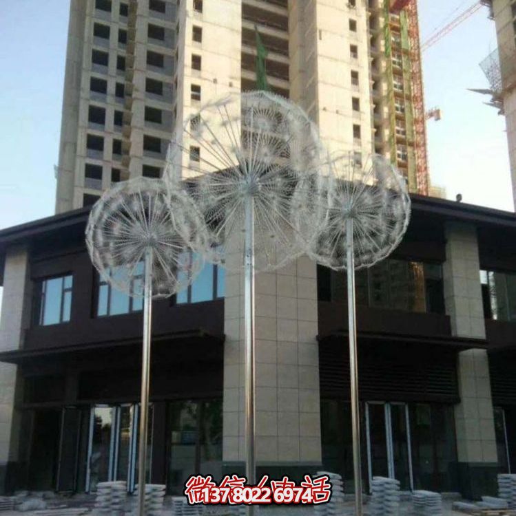 不銹鋼植物景觀雕塑，點(diǎn)綴商業(yè)酒店
