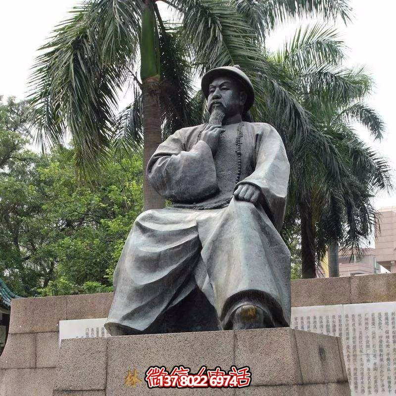 林則徐青銅雕塑像，讓?xiě)敉鈴V場(chǎng)擺放更有趣